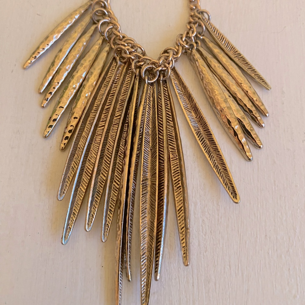 Boho Hold Feather 🪶Native-American Vibe Necklace For versatile Dressy to Casual